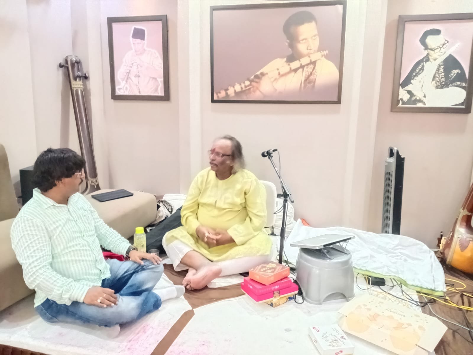 Guruji in conversation with his brother Ratan Prasanna