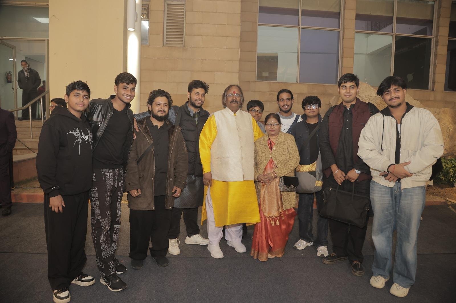 2f89b9c7-777c-40c7-88c7-d6011d2c3bed